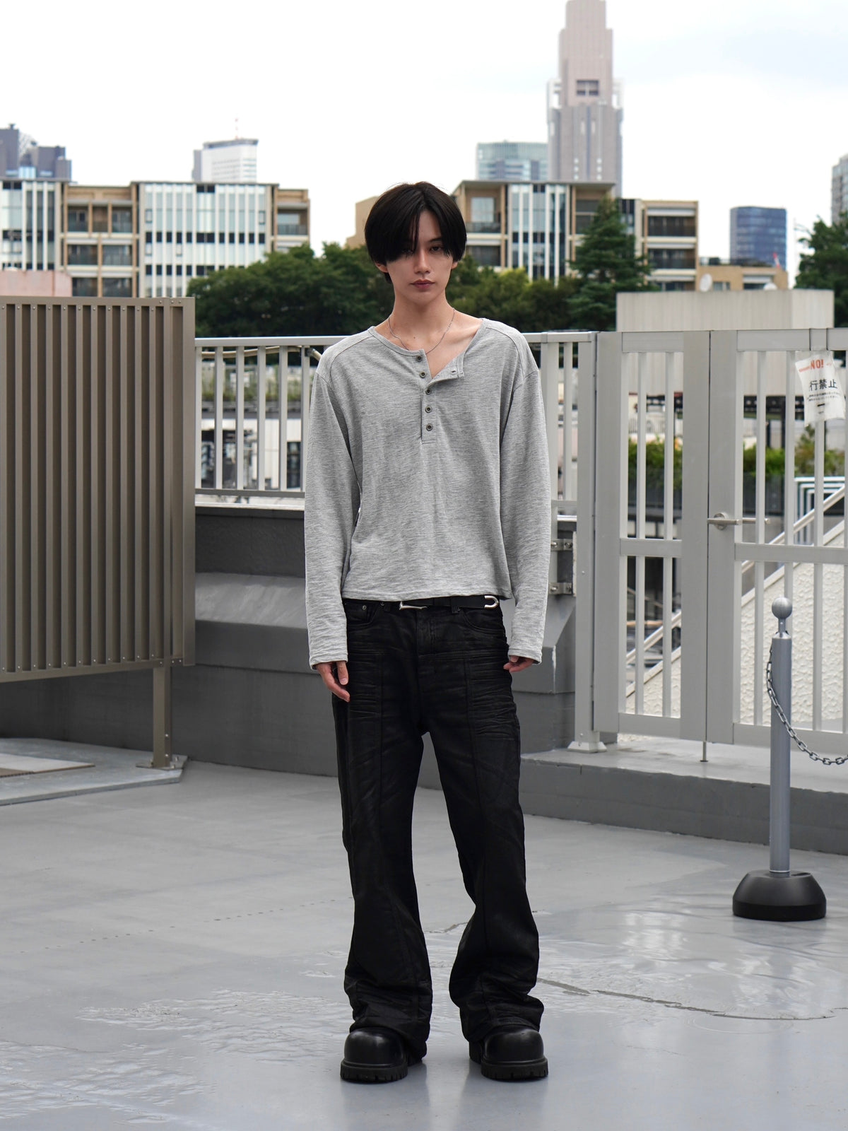 【CHIKASHITSU PLUS HIGH】Steel button henley neck tee (3color)