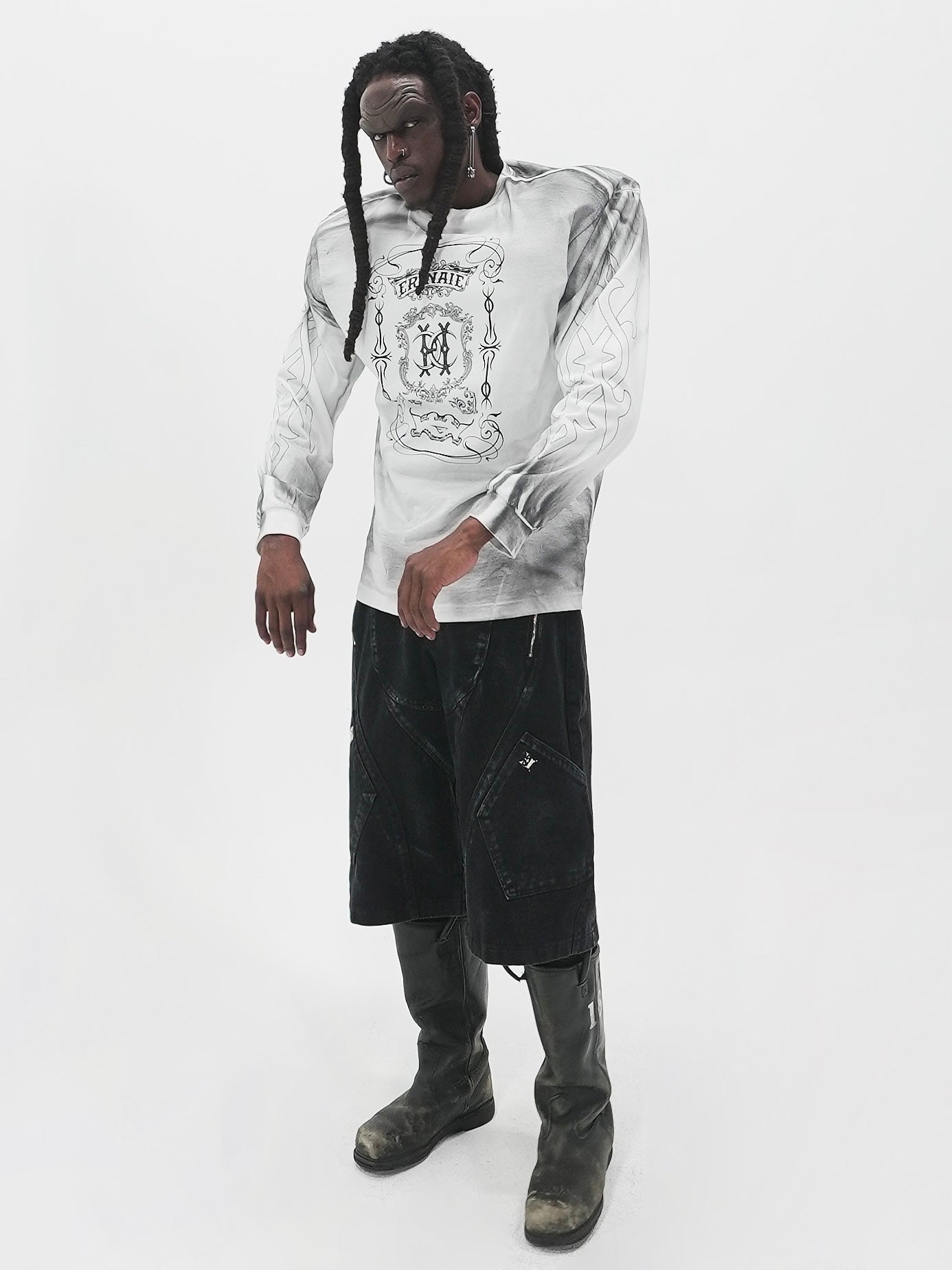 【E RIN AI E】ASH MOON LONG SLEEVE T