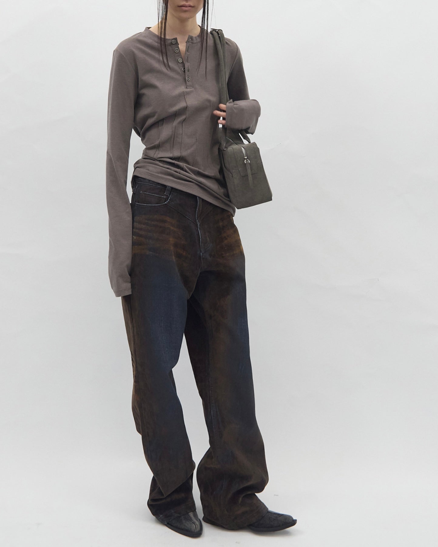 【BLR BLUER】Soft Pin-tuck Henley Long Sleeve
