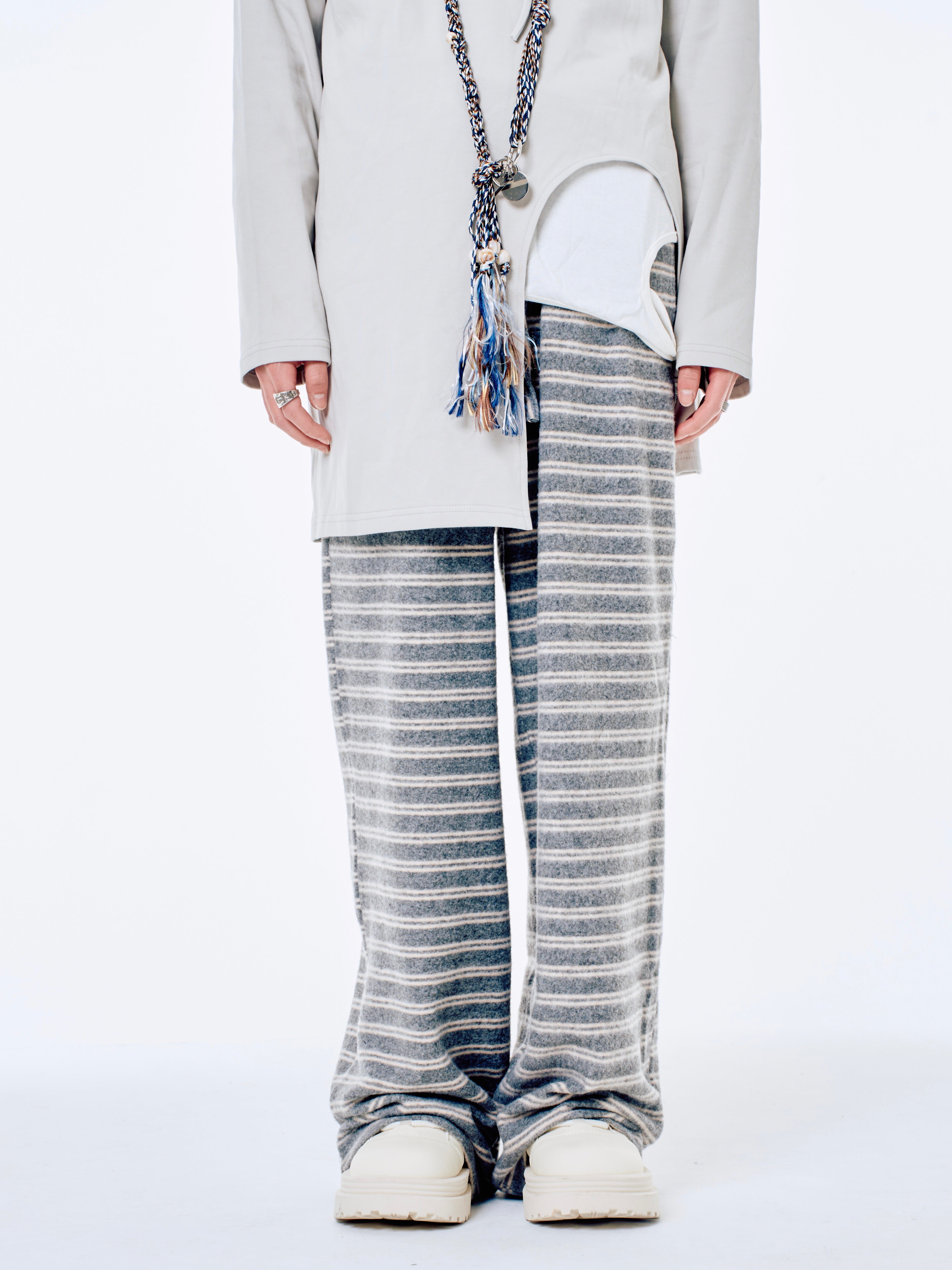 国際配送【Nerd out XU】fleece stripe pants (2color)