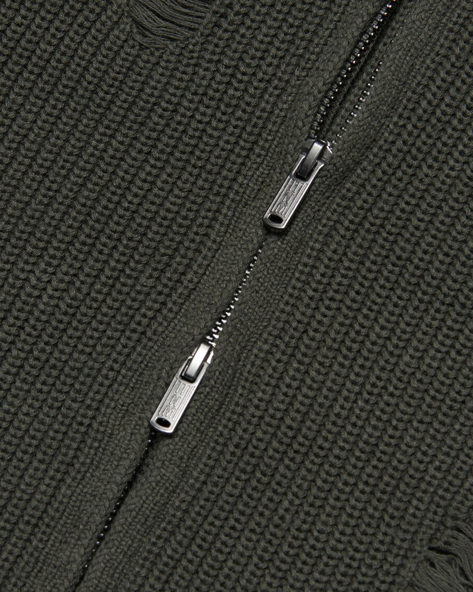 【NOMANUAL】DESTROYED KNIT ZIP-UP