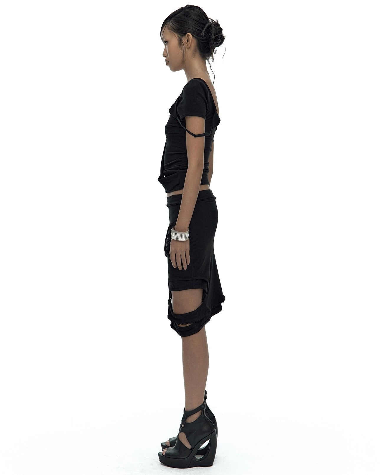 【Kashiko】Peek-a-boo Strap Skirt
