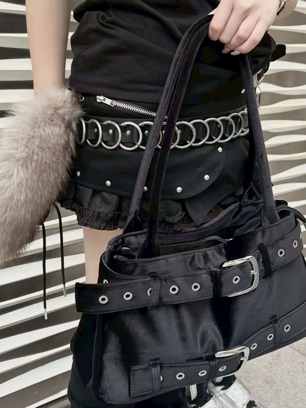 【Never mind the XU】double belt tote bag