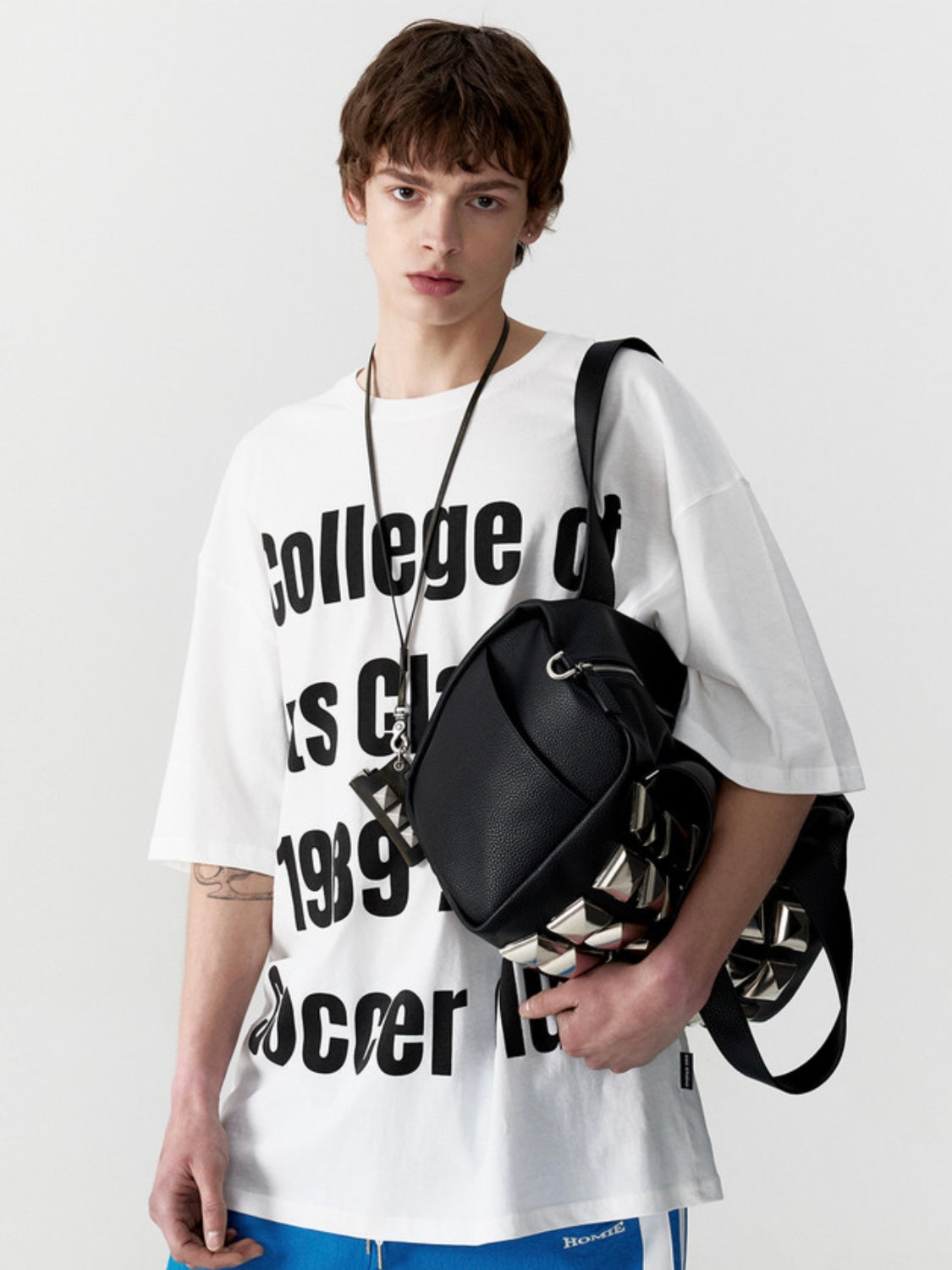 【ESC STUDIO】oversize studded shoulder bag