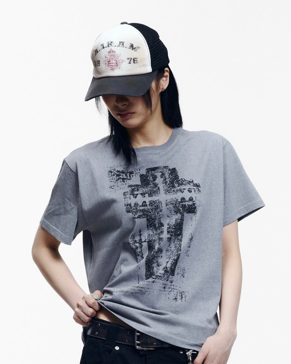 【AAKAM】Dirty Washed Trucker Cap
