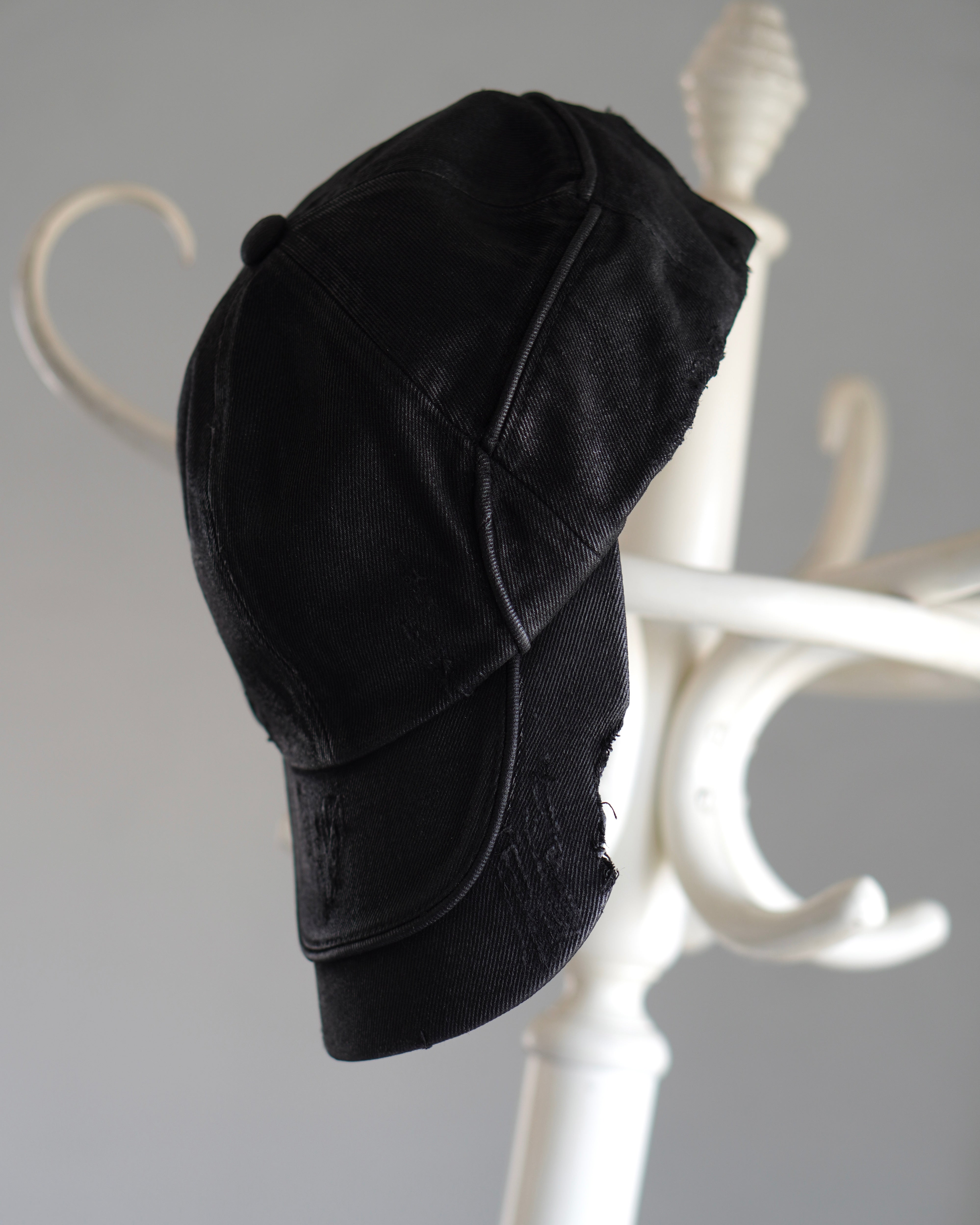 【CHIKASHITSU PLUS HIGH】Arch washed denim cap (coating)