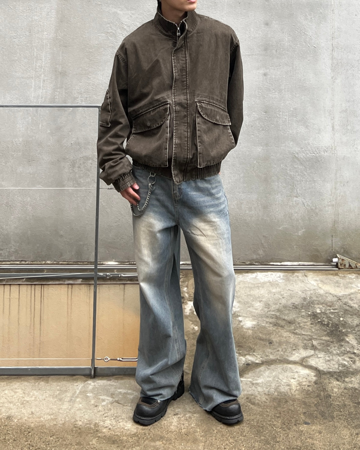 大阪店WEB限定受注制【Chikashitsu +】cutting bootcut denim pants (2color)