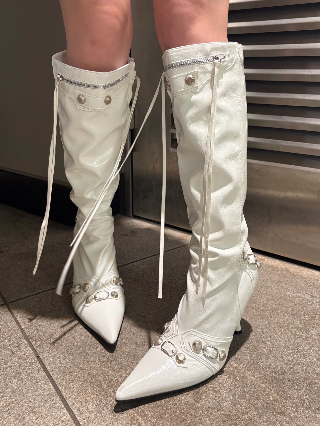 7/11 20:00発売　国際配送【BABY09】Loose Guard  Heel Boots (2color)