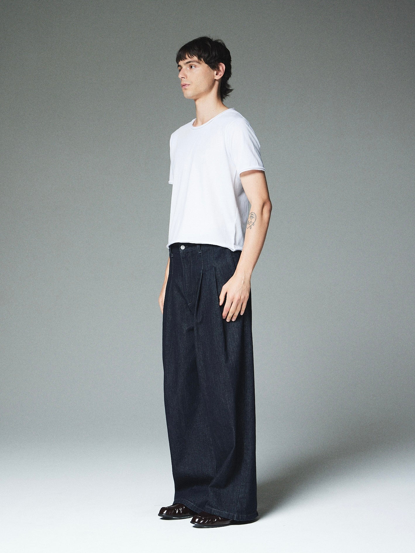 完売品　【CS】cut off pack tee CS】cut off pack tee (white/black） – PRESSING WEB SHOP