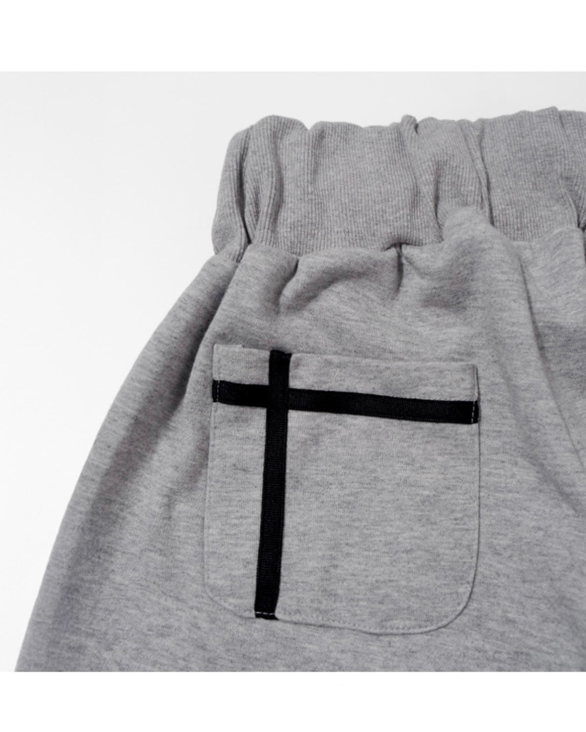 【FANCY CLUB】NARCISSISTIC PINTUCK SWEATPANTS