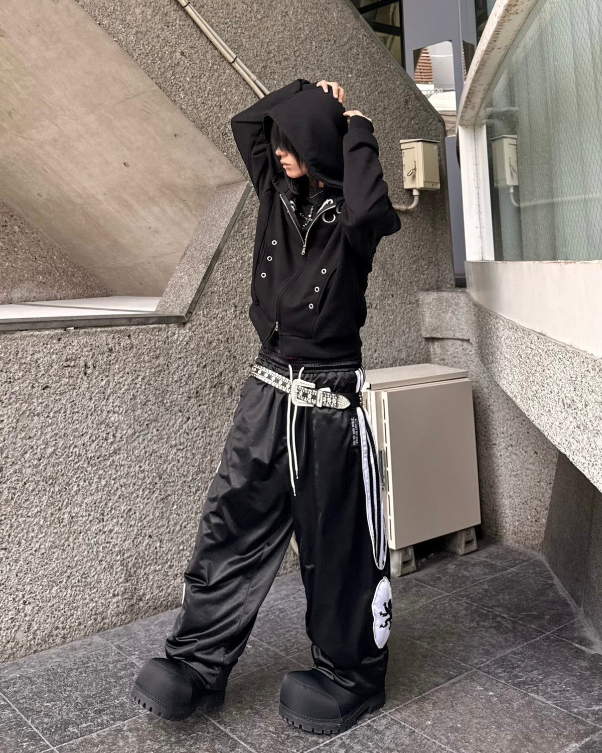 【Never mind the XU】RHINESTONE STUDDED BELT