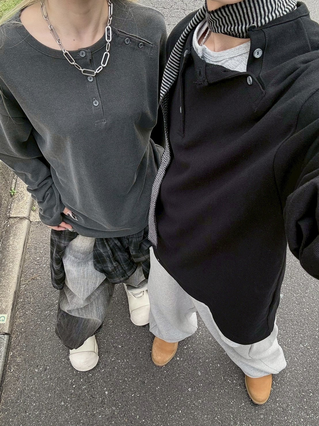 4/18 20:00発売 受注制【nmtc+】double button henry neck long sleeve (2color)