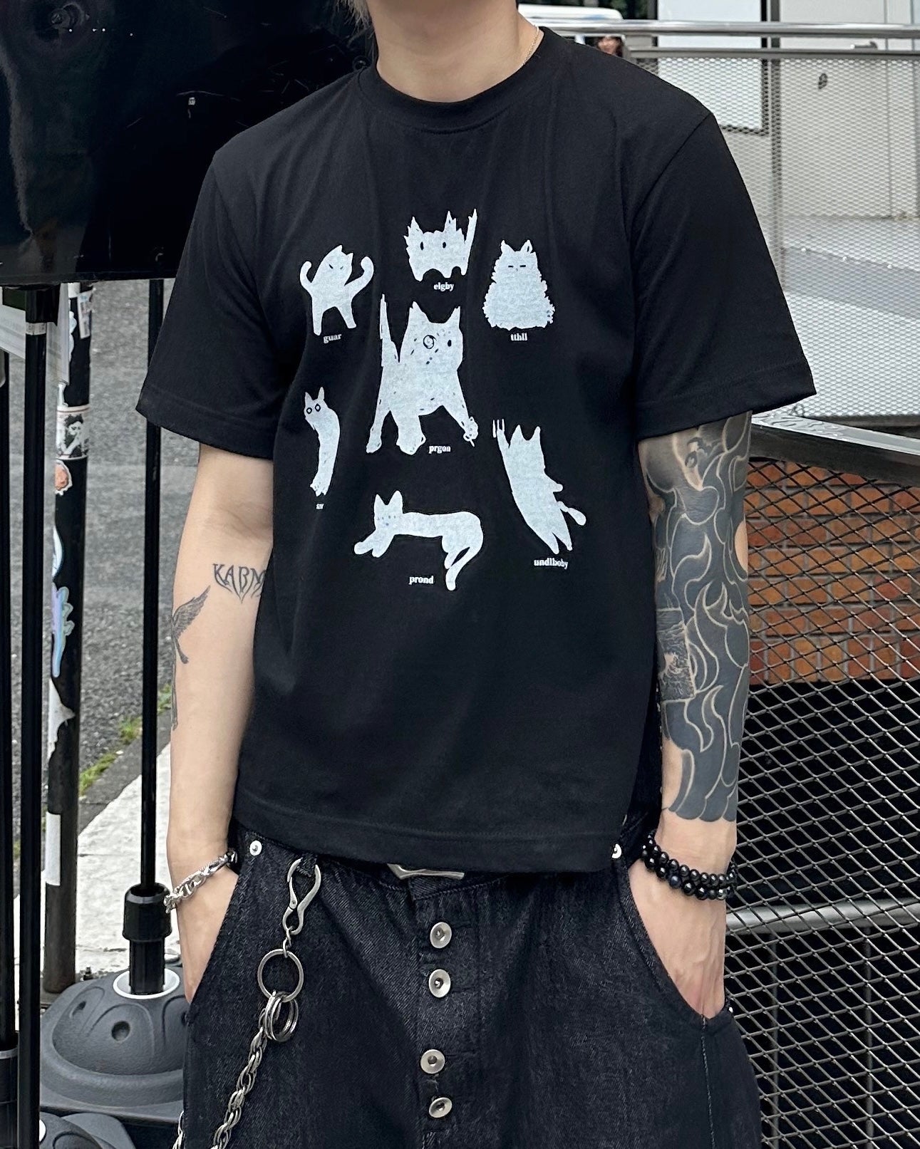 大阪店WEB限定受注制【Chikashitsu +】cat mood graphic t-shirt (2color)