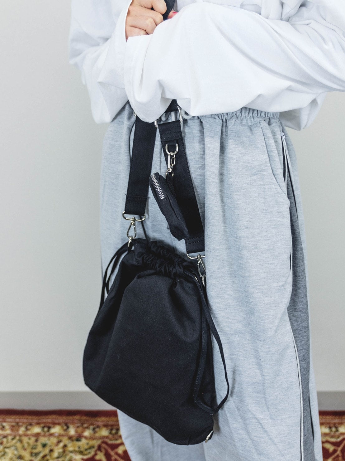 受注制【Chikashitsu +】strap shoulder bag (2color)