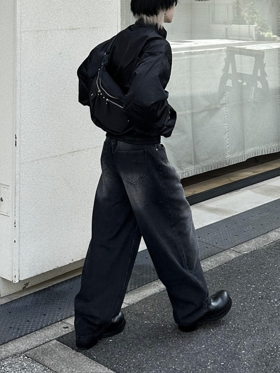 大阪店WEB限定受注制【Chikashitsu +】washing wide denim pants (2color)