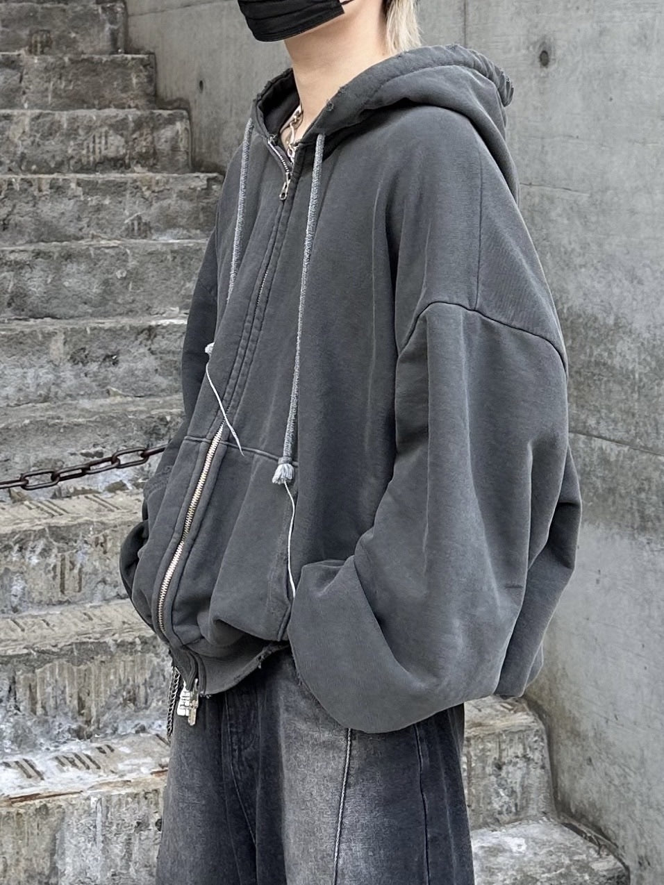 大阪店WEB限定受注制【Chikashitsu +】damage zip up hoodie (3color) / 【チカシツプラス】ダメージ長袖ジップアップパーカー