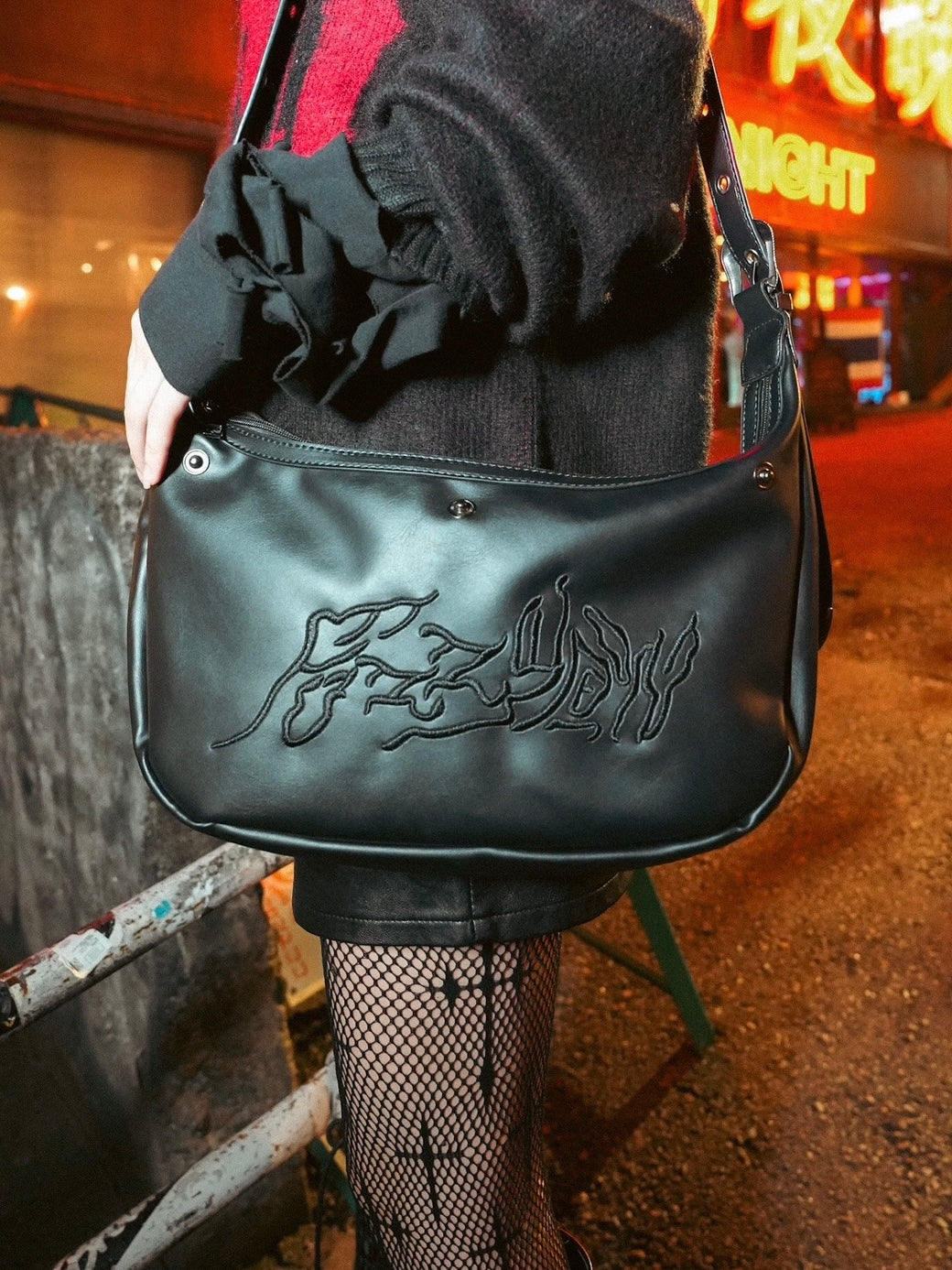 受注制【Bizarre Maiden】snapper fur leather shoulder bag