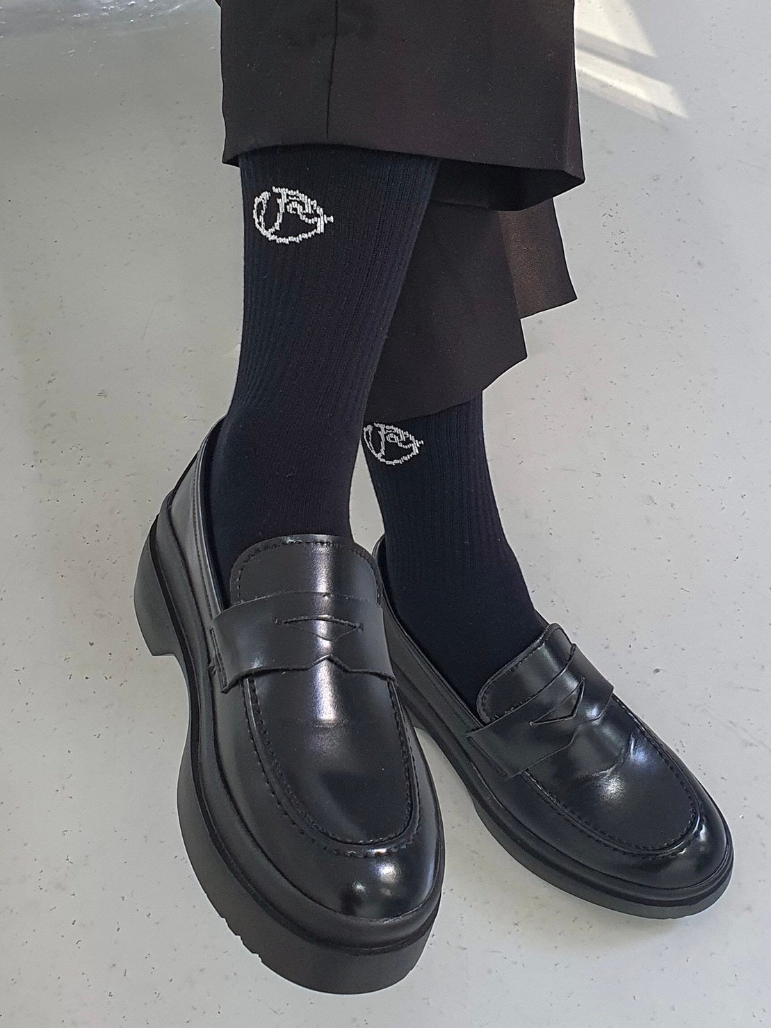 【RE:ON STUDIO】RE:ON LOGO SOCKS