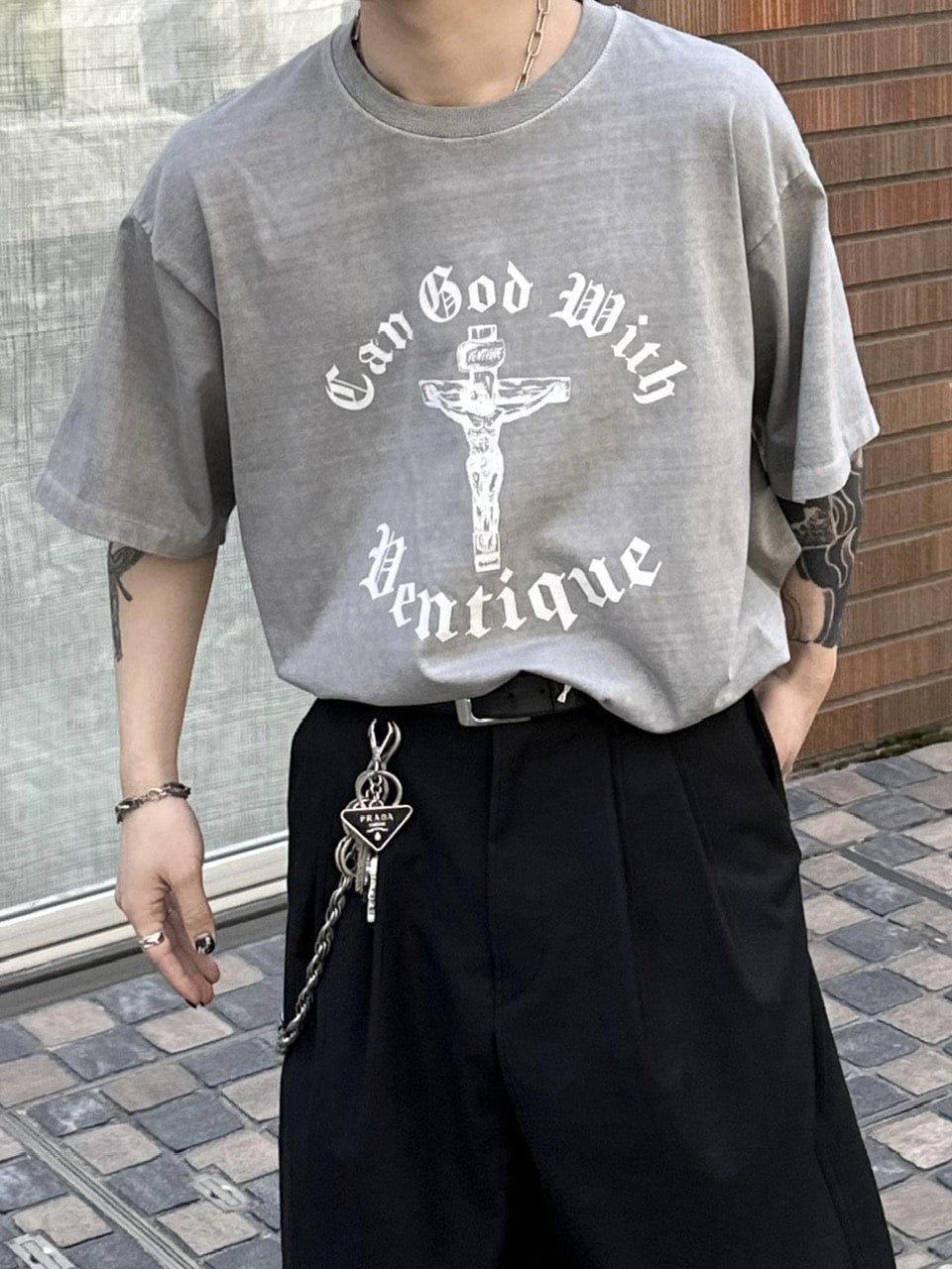 大阪店WEB限定【Chikashitsu +】box fit jesus t-shirt (2color)