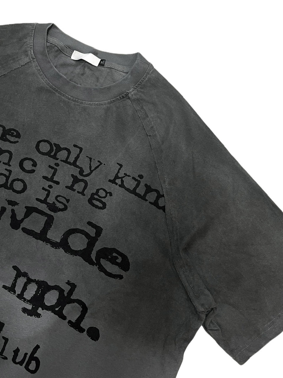 【Never mind the XU】washed design t-shirts (2color)