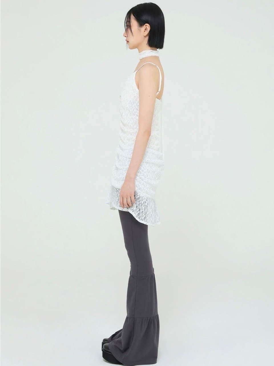 【Uglyshadow】TIE SHIRRING LACE DRESS