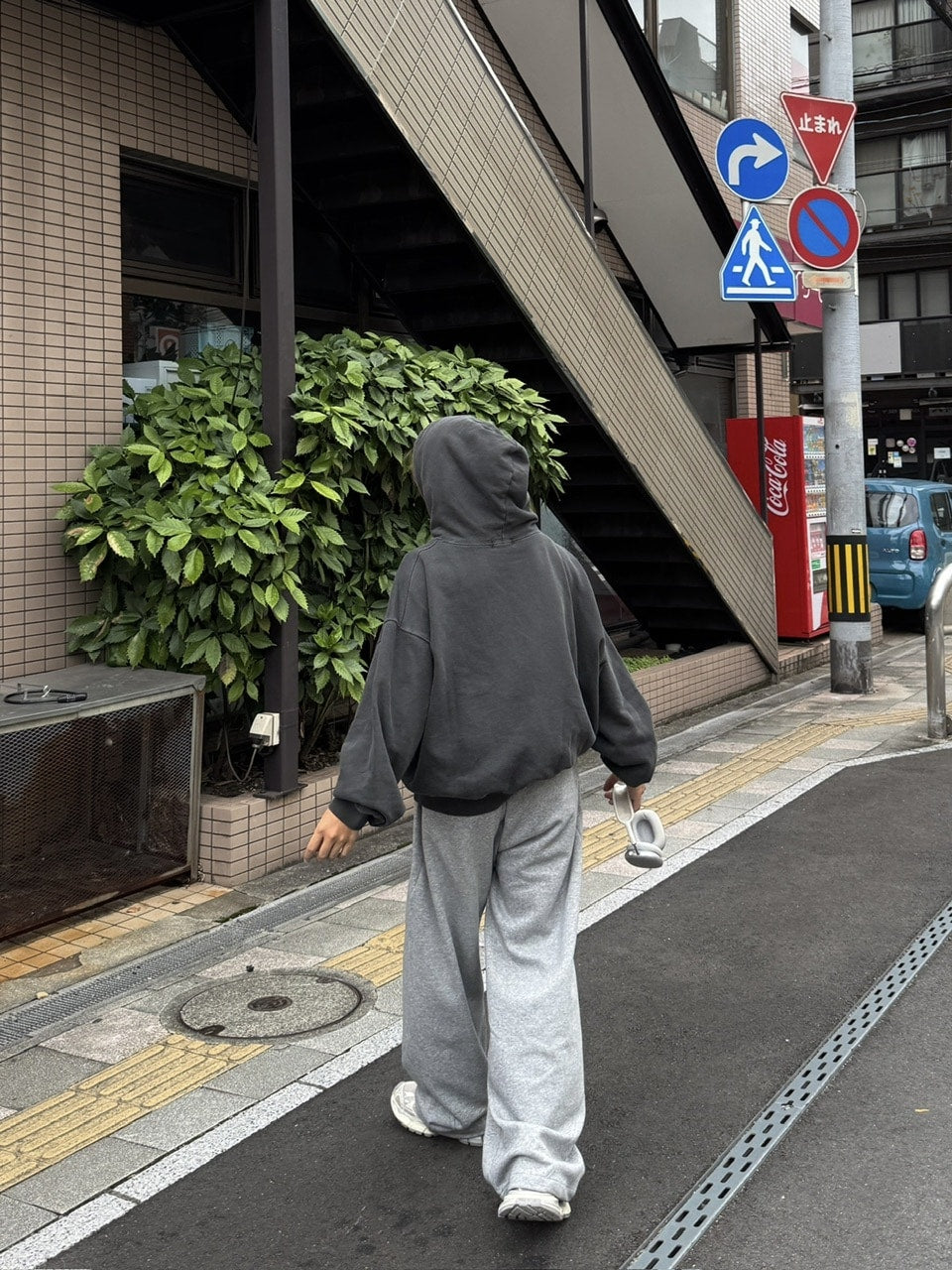 受注制【RENOL】pigment cropped hoodie