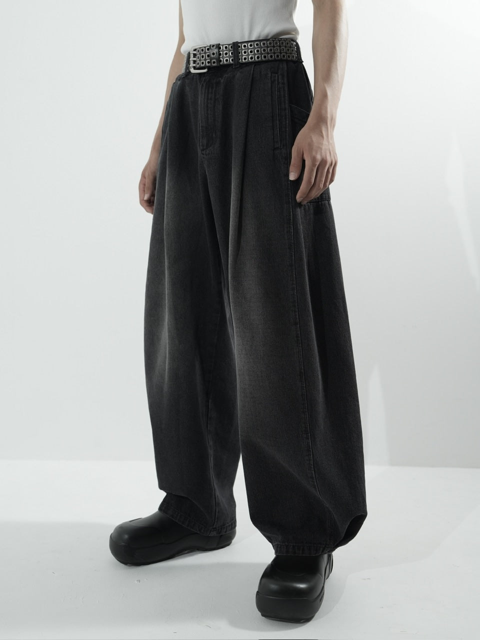 【CS】side tuck drape denim pants (black)