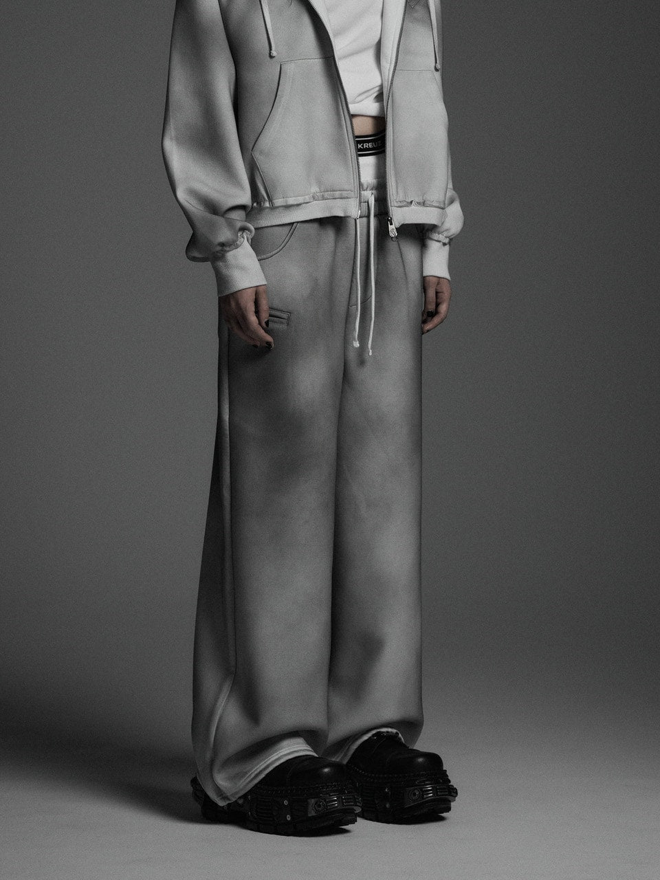 【Rosen Kreuz】the taste“V” WIDE OVERFIT SET UP PANTS