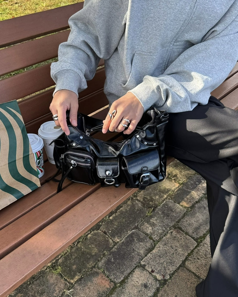 国際配送【RENOL】multi pocket leather bag