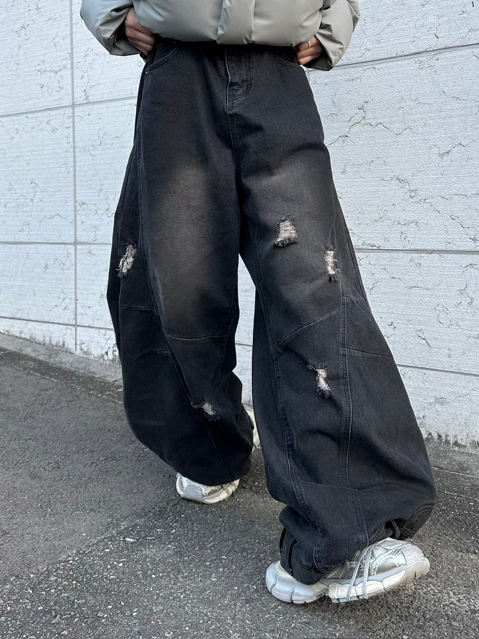 国際配送【LUV CODE】point damage balloon denim pants