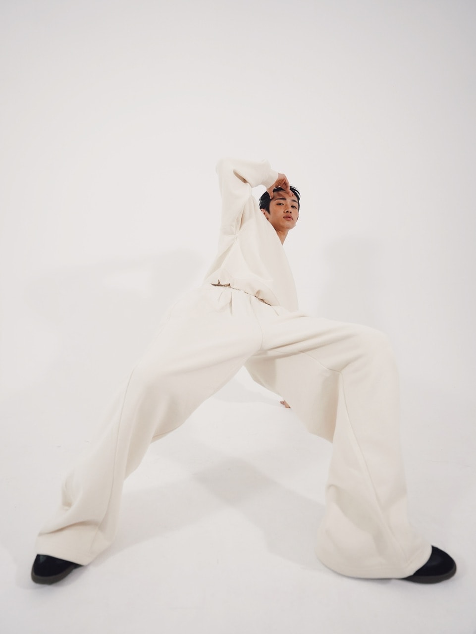 【CS】2tuck sweat pants (ivory)