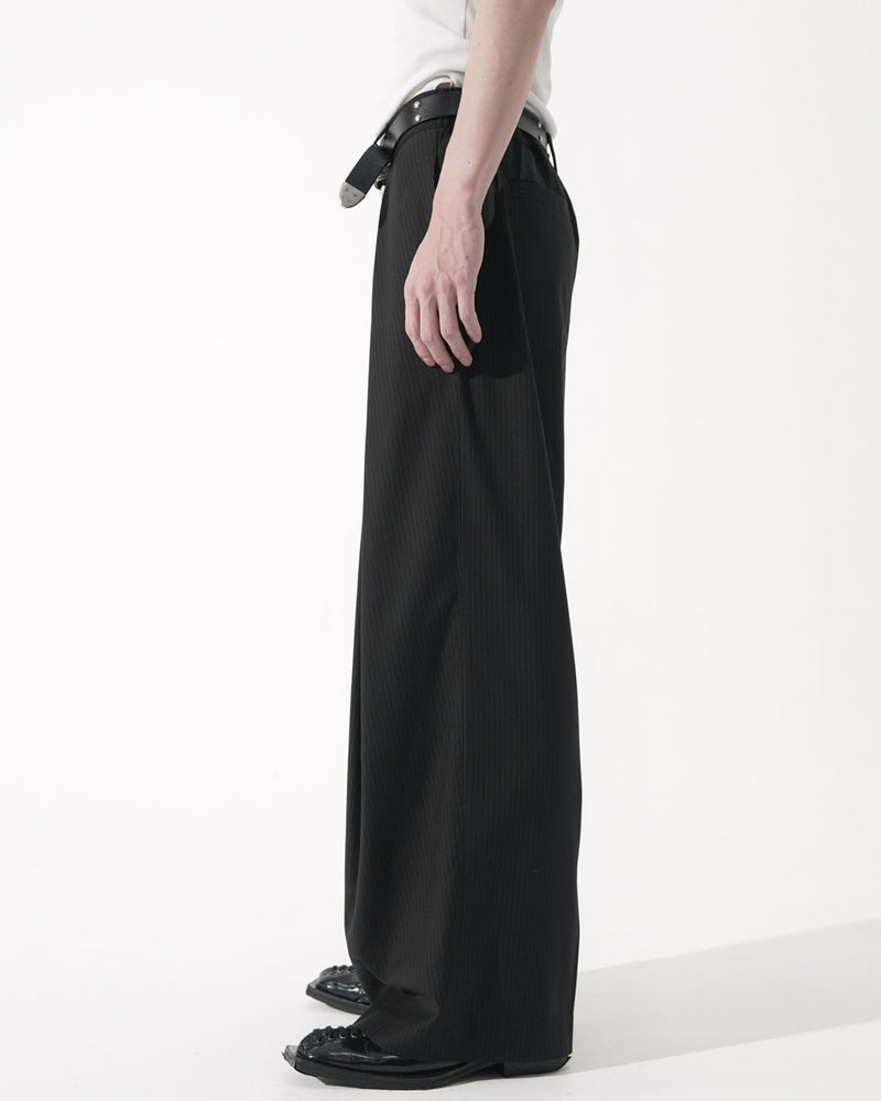 【CS】stripe cross tuck drape slacks (black)