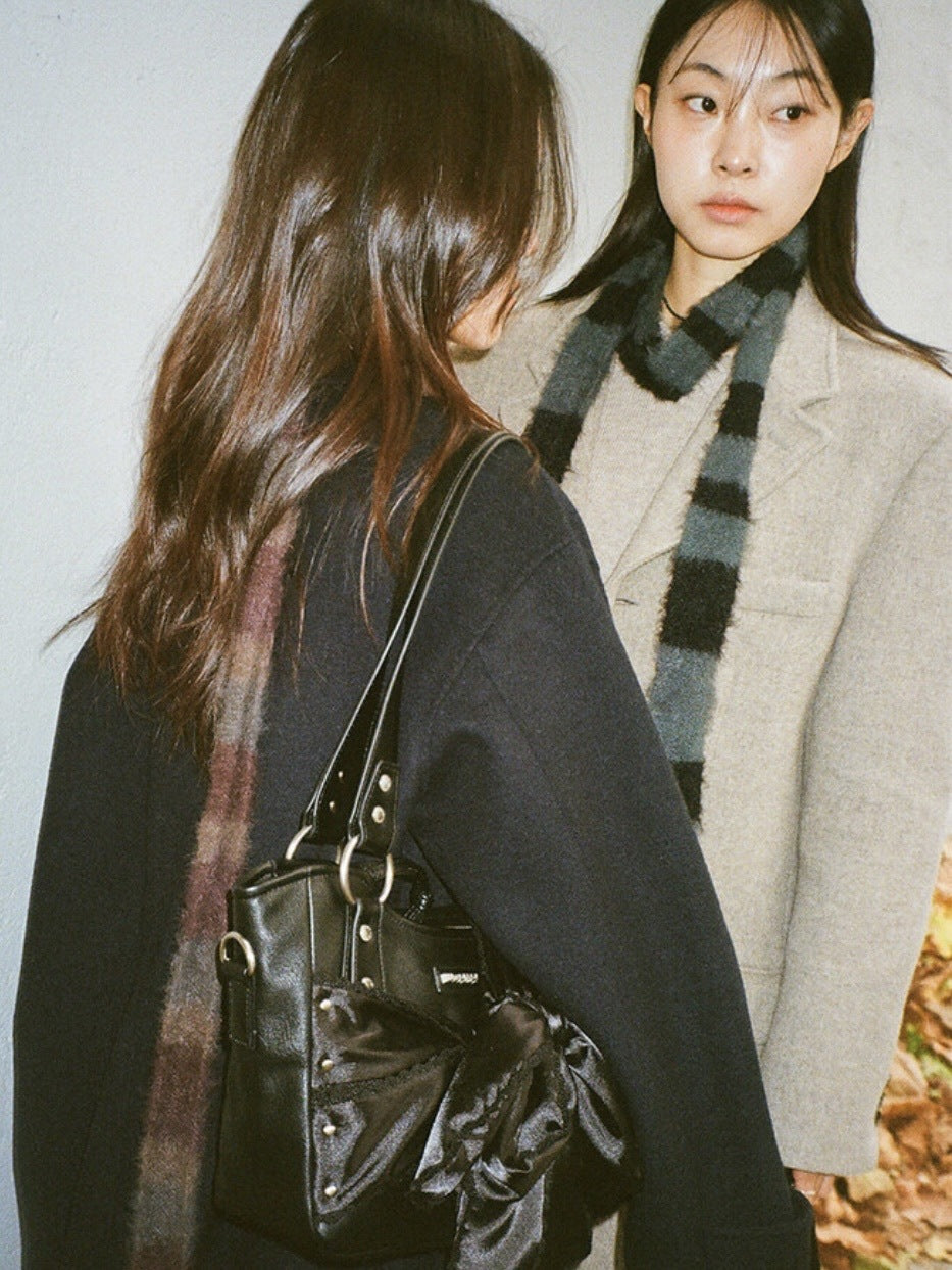 【IUGAMAKARAS】Laced Ribbon Leather Shoulder Bag