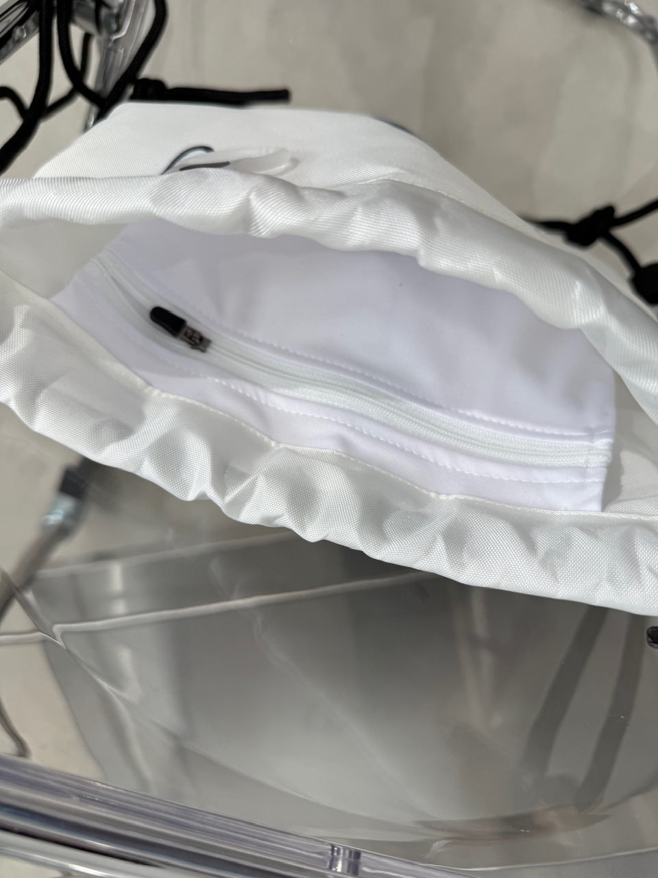 国際配送【Nerd out XU】girl is god drawstring knapsack