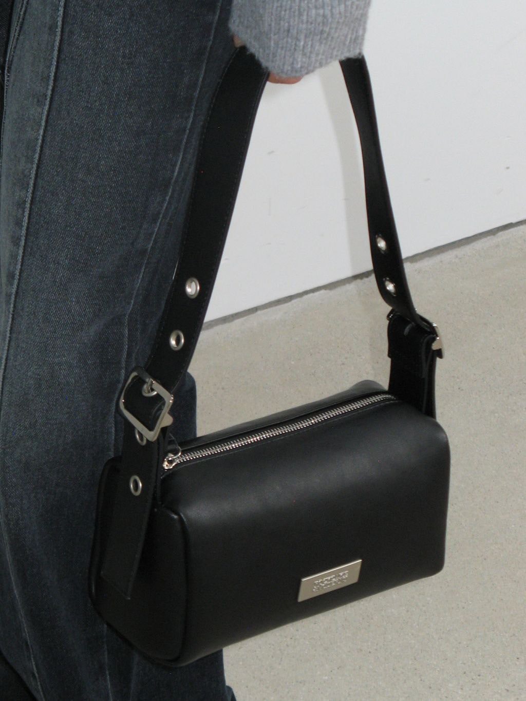 【ROCK CAKE】Square Leather Belt Shoulder Bag