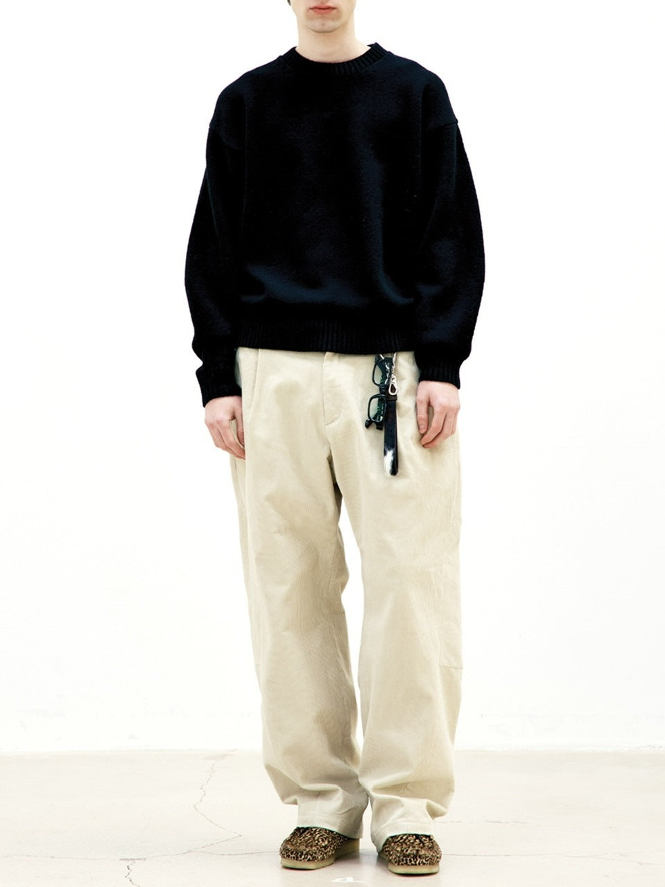【COOR】WOOL CROPPDO CREWNECK SWEATER