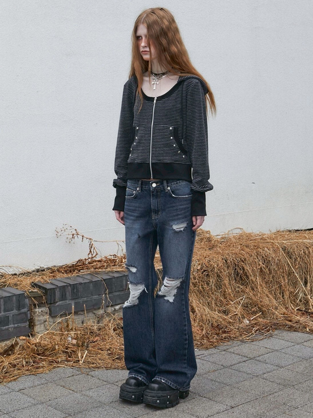 【NOT KNOWING】Destroyed Flared Jean