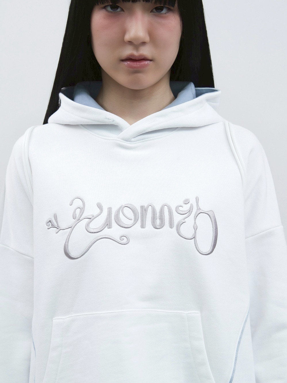 【TUOMIO】GRAPHIC BLOCK HOODIE