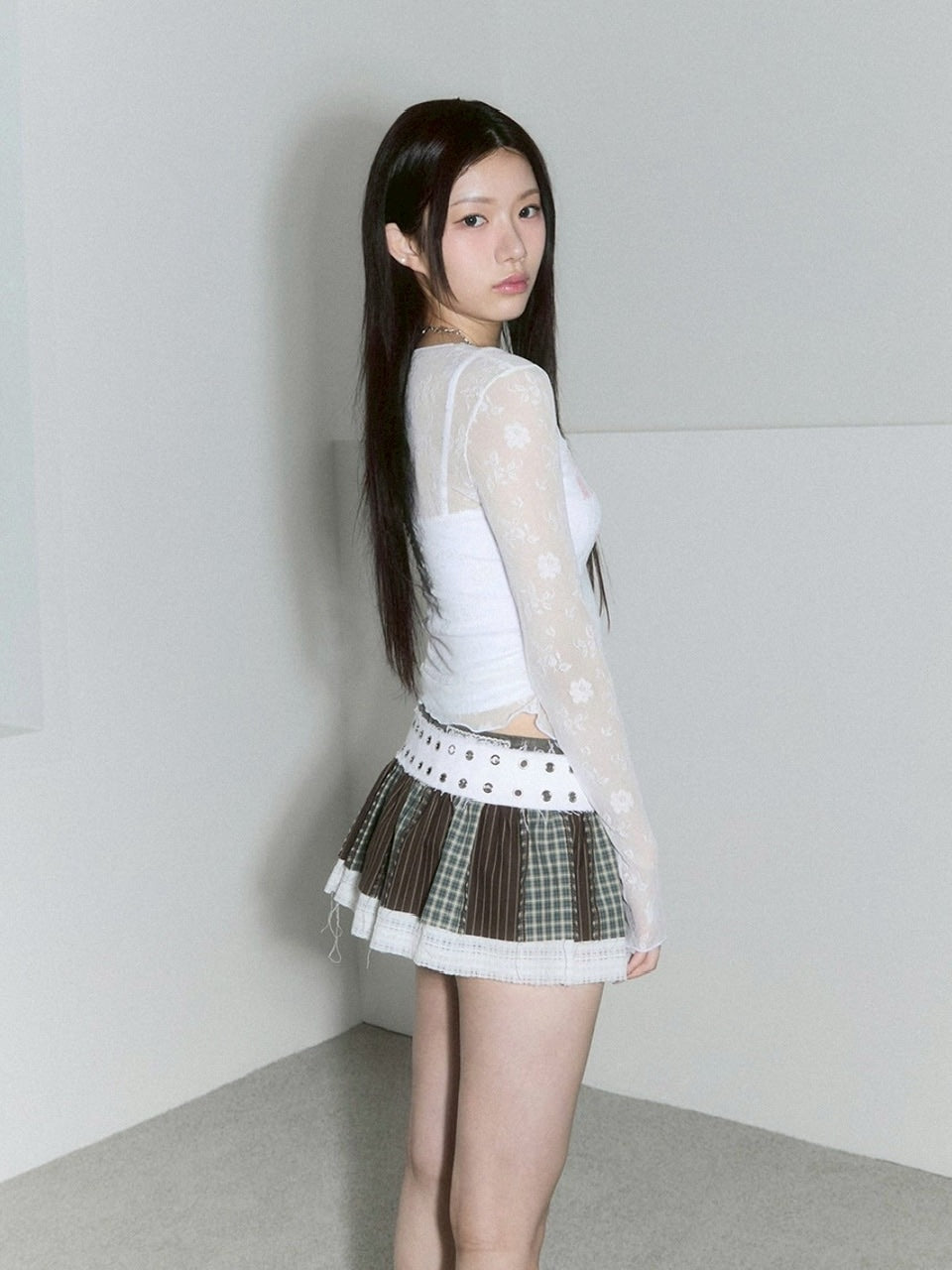 【CHERRYQUIRI】seethrough v neck shirring sleeve