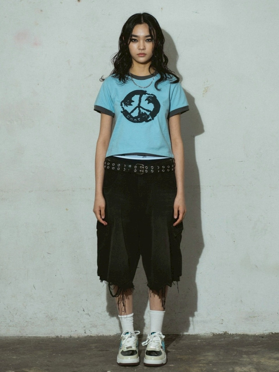 【DOMINANT】Purrfect Peace Ringer Crop T-Shirt