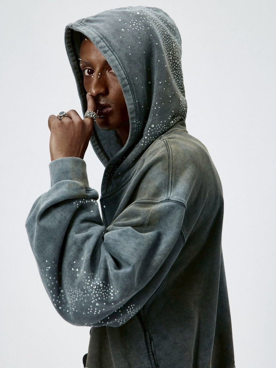 【DND4DES】DIAMOND DISTRESSED ZIP-UP HOODIE