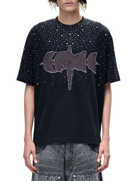 【The Boy Has No Patience】LUMINOUS DAWN RHINESTONE TEE / 【ザボーイハズノーペーシェンス】ロゴパッチワークラインストーン半袖Tシャツ