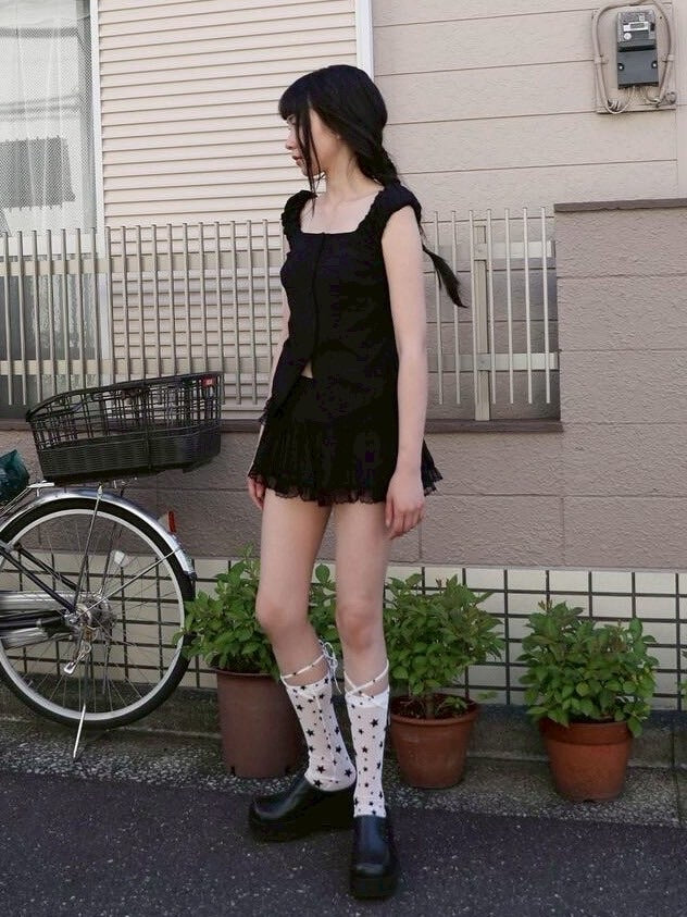 【Uglyshadow】CHECK SHIRRING BLOUSE / 【アグリーシャドウ】チェックシャーリングノースリーブブラウス