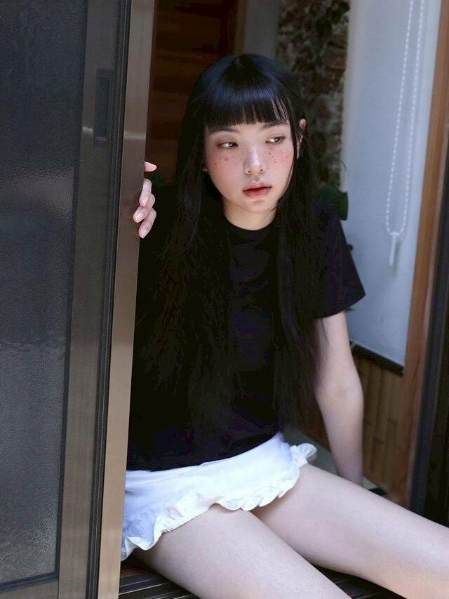 【Uglyshadow】STAR BASIC T-SHIRT / 【アグリーシャドウ】スターベーシック半袖Tシャツ