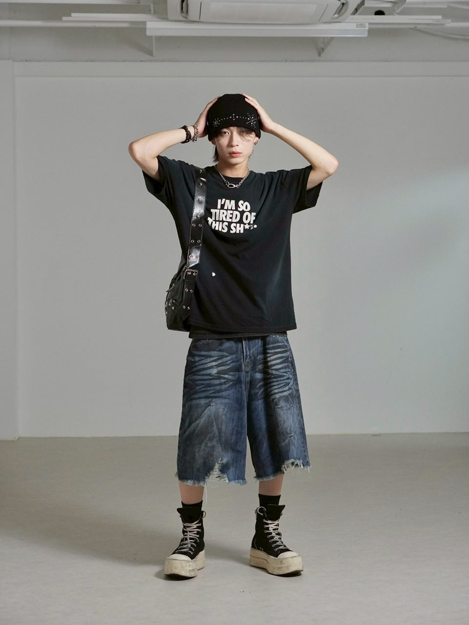 受注制【Chikashitsu +】oiled wash damage bermuda pants / 【チカシツプラス】オイルドウォッシュダメージバミューダパンツ (2color)