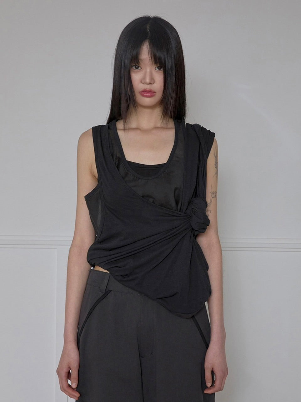 【FLAREUP】Asymmetrical Layered Sleeveless