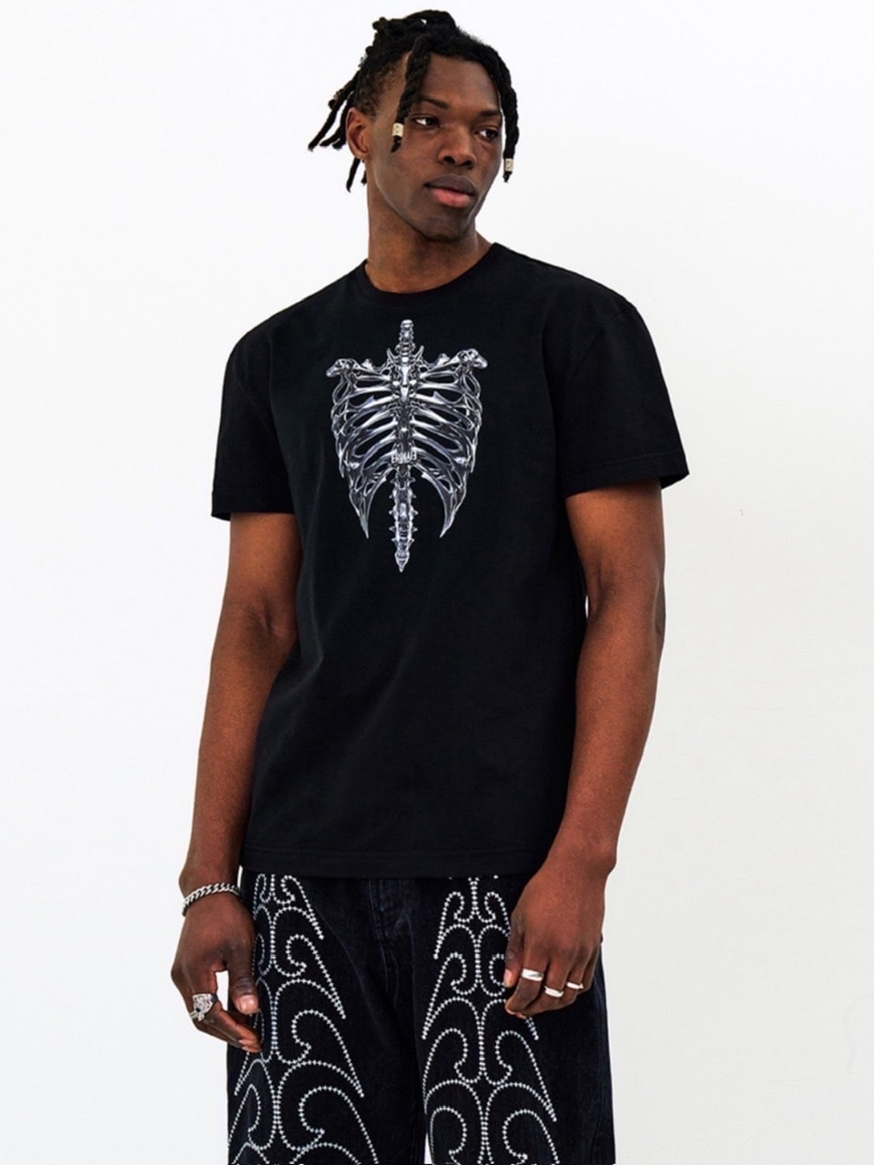 【E RIN AI E】SKELETON SHORT SLEEVE TEE