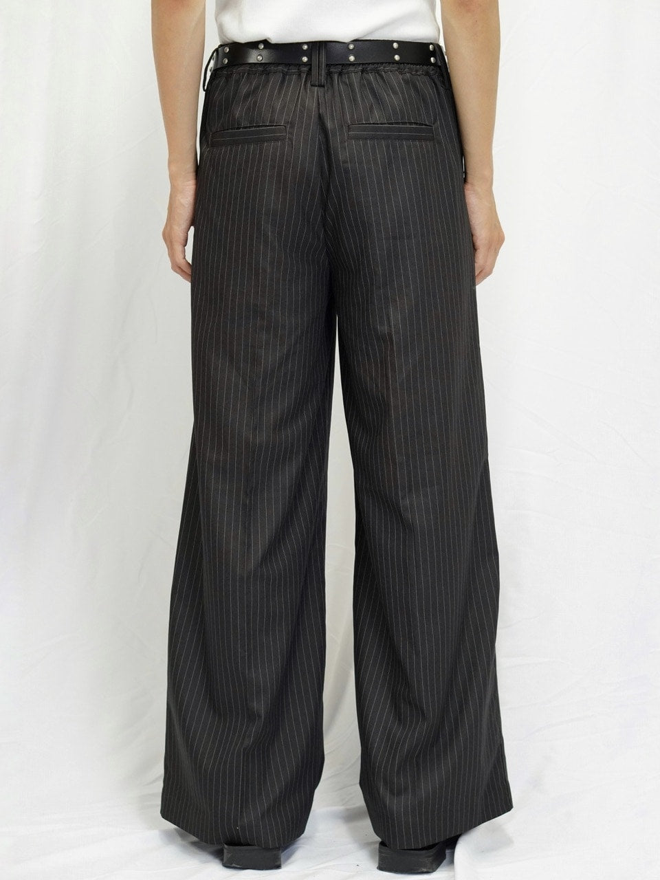 【CS】stripe cross tuck drape slacks (brown)