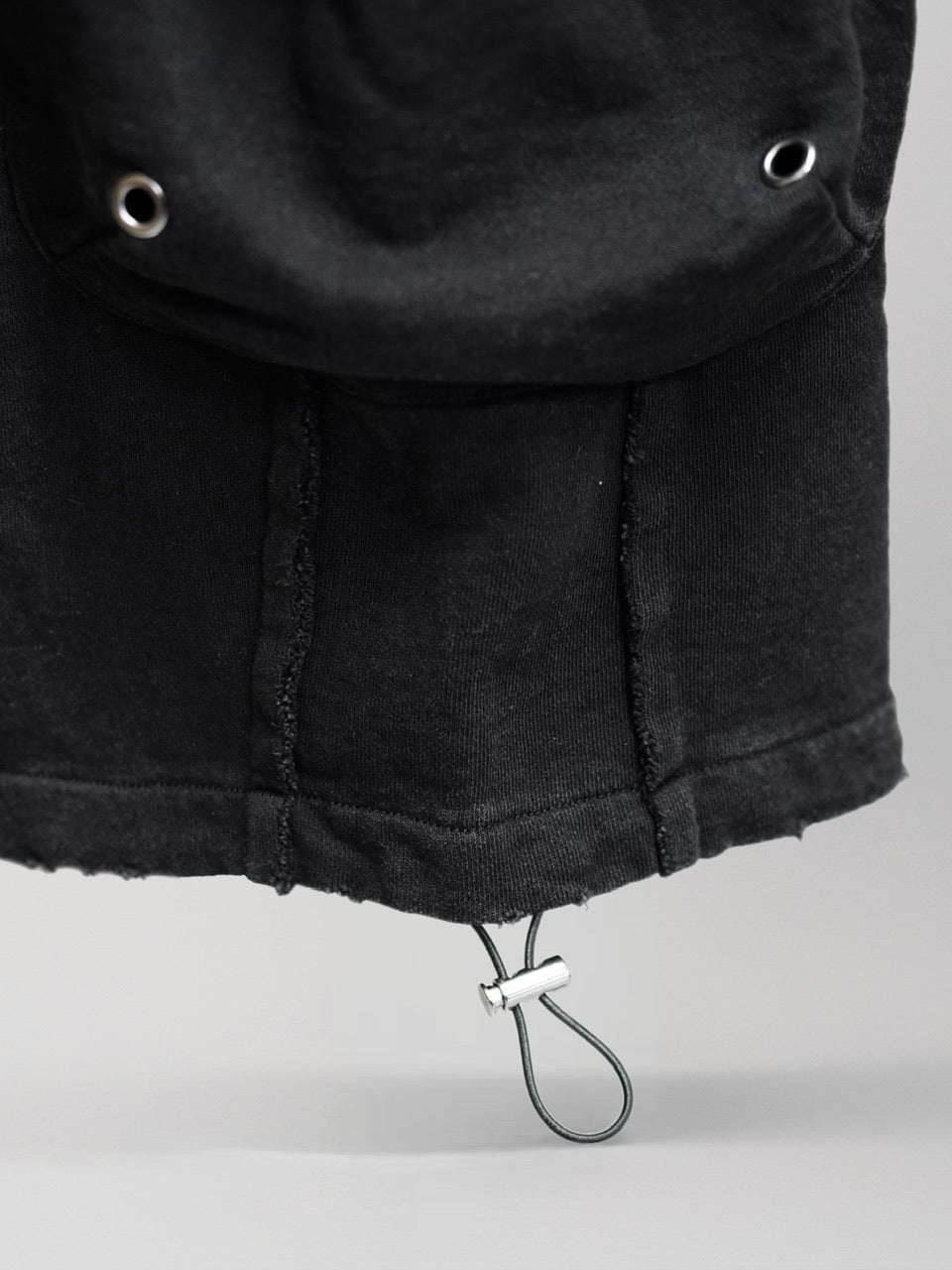 【CHIKASHITSU PLUS HIGH】4 pocket dirty wash sweat cargo pants (wash black) / 【チカシツプラスハイ】マルチポケットダーティーウォッシュスウェットカーゴパンツ