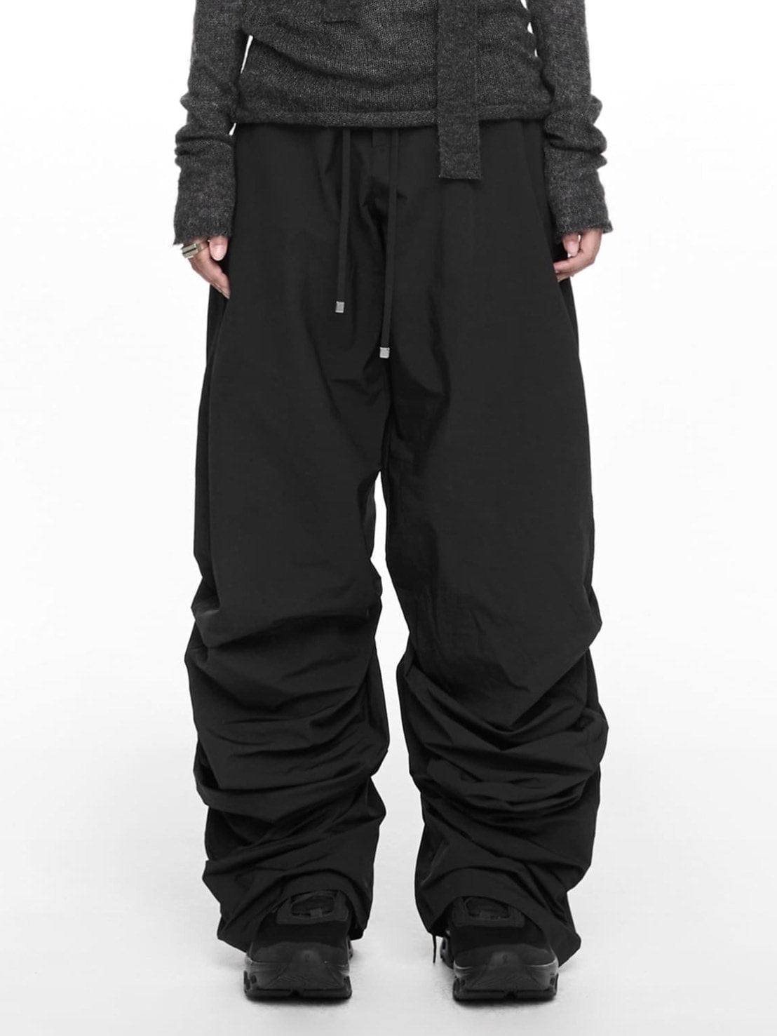 【NACHE】PINTUCK NYLON PANTS (UNISEX)